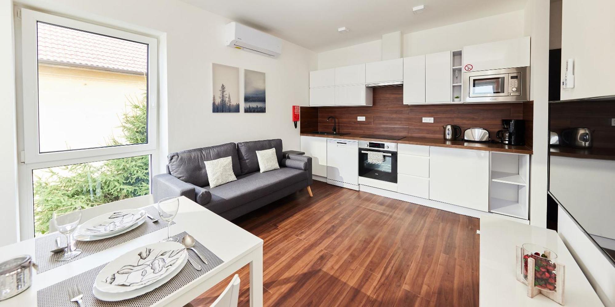 Ella Apartments Zlín Extérieur photo