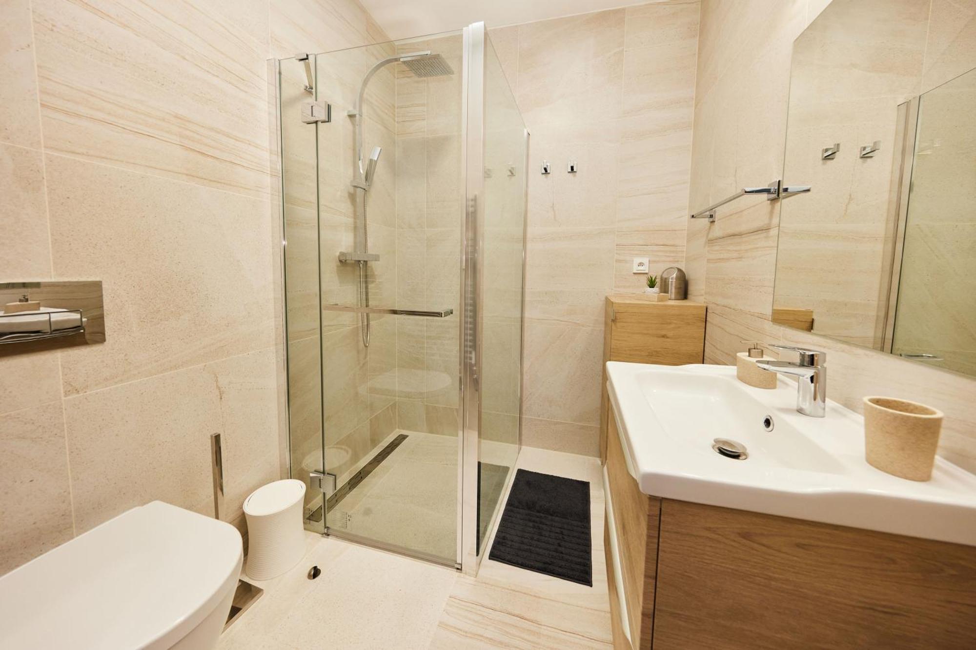 Ella Apartments Zlín Extérieur photo